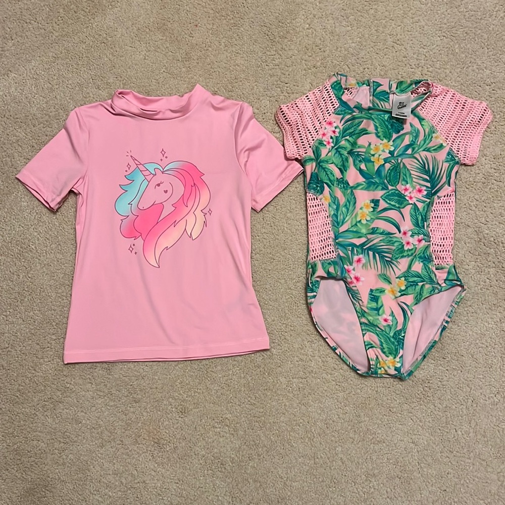 Girl’s Size 6/6x Swim Set